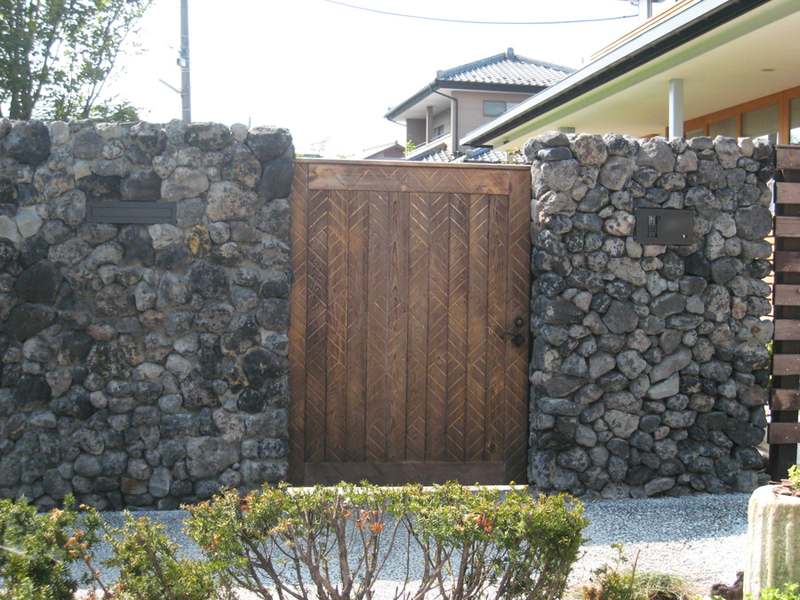 外壁・門扉の施工例